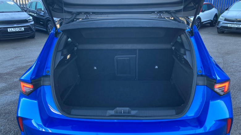 Vauxhall Astra 115kW Ultimate 54kWh 5dr Auto Electric Hatchback